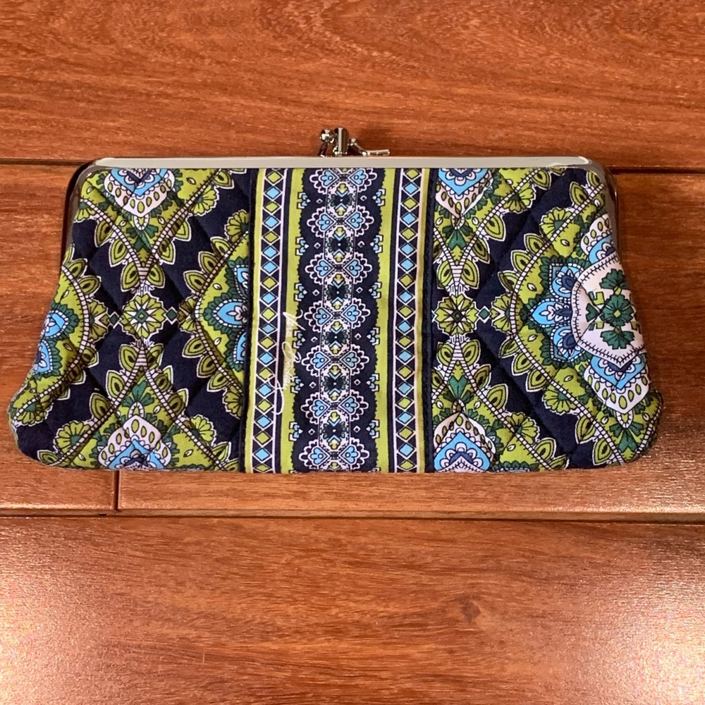 Vera Bradley Clasp Wallet Clutch In *Retired* Cam… - image 1